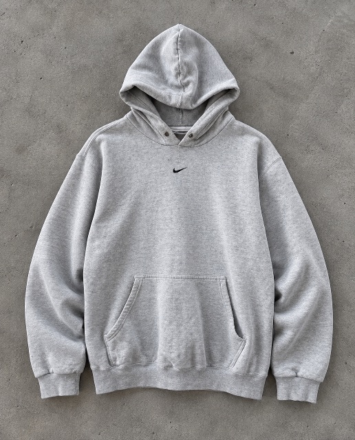 Nike Center Swoosh Hoodie Gris talla M