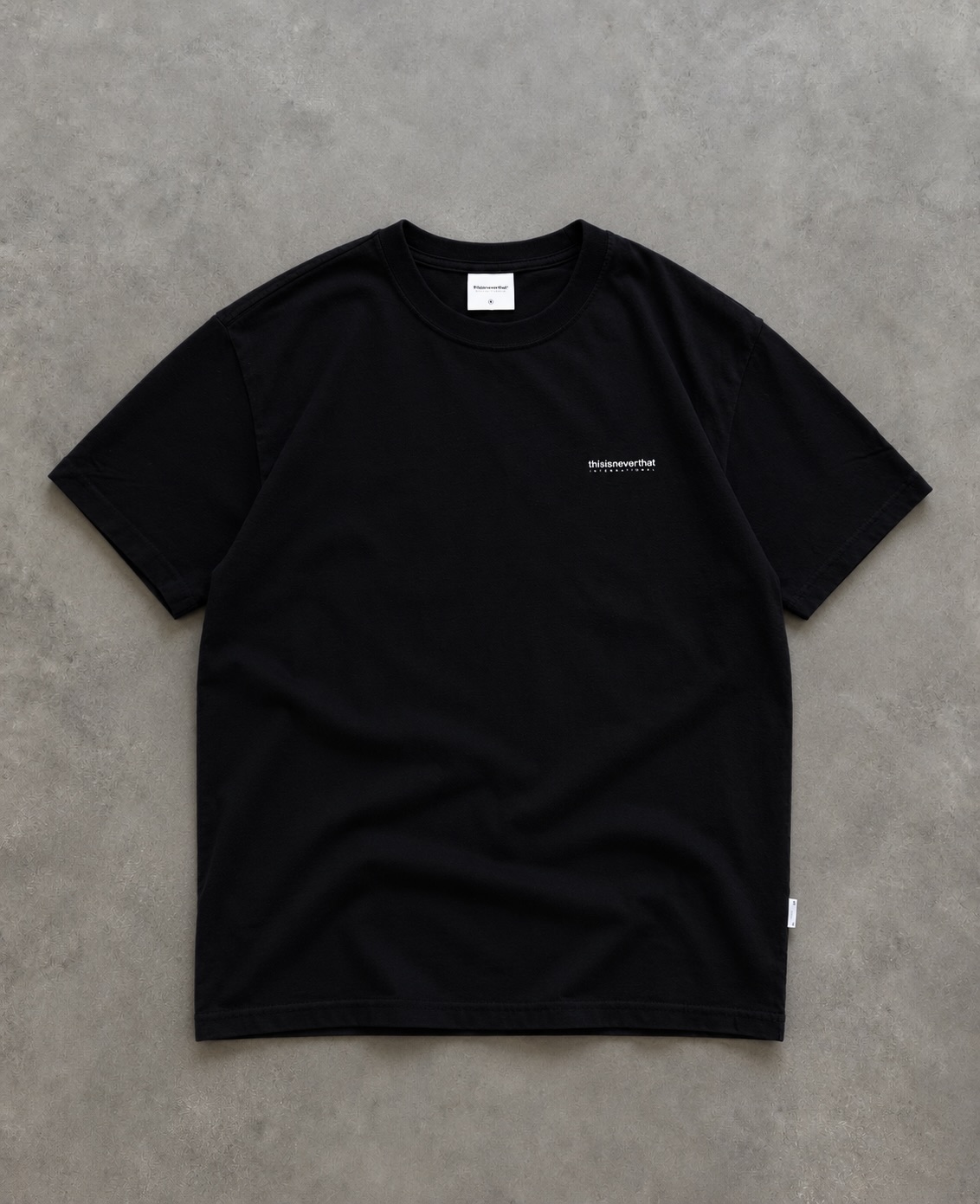 THIS IS NEVER THAT T-SHIRT talla S/M